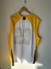 Load image into Gallery viewer, Jordan Athletic Top Size 3XL
