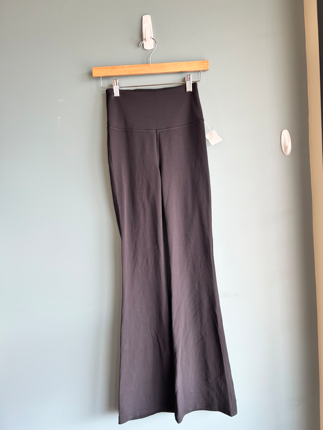Lulu Lemon Athletic Pants Size Small