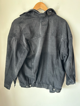 Load image into Gallery viewer, American Eagle Outerwear Size Extra Small
