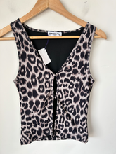 Load image into Gallery viewer, Princess Polly Tank Top Size Small

