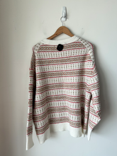 Load image into Gallery viewer, American Eagle Sweater Size Extra Large
