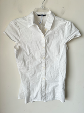 Load image into Gallery viewer, Brandy Melville Short Sleeve Top Size Small
