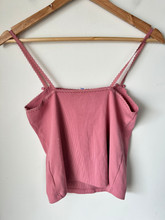 Load image into Gallery viewer, American Eagle Tank Top Size Medium
