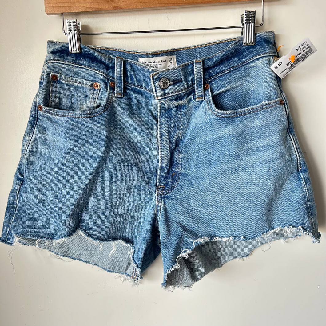 Abercrombie & Fitch Shorts Size 3/4