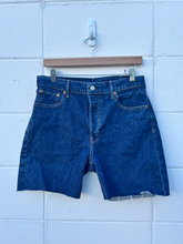 Load image into Gallery viewer, Gap Shorts Size 18/20
