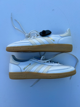 Load image into Gallery viewer, Adidas Casual Shoes Womens 9
