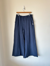 Load image into Gallery viewer, Free People Movement Athletic Pants Size Extra Large
