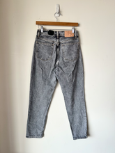 Load image into Gallery viewer, Zara Pants Size 3/4 (27)
