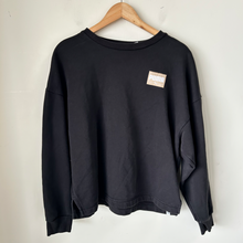 Load image into Gallery viewer, Puma Sweatshirt Size Large
