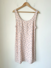 Load image into Gallery viewer, American Eagle Dress Size Large
