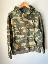 Load image into Gallery viewer, True Religion Sweatshirt Size Large
