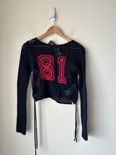 Load image into Gallery viewer, Guess Long Sleeve Top Size Small
