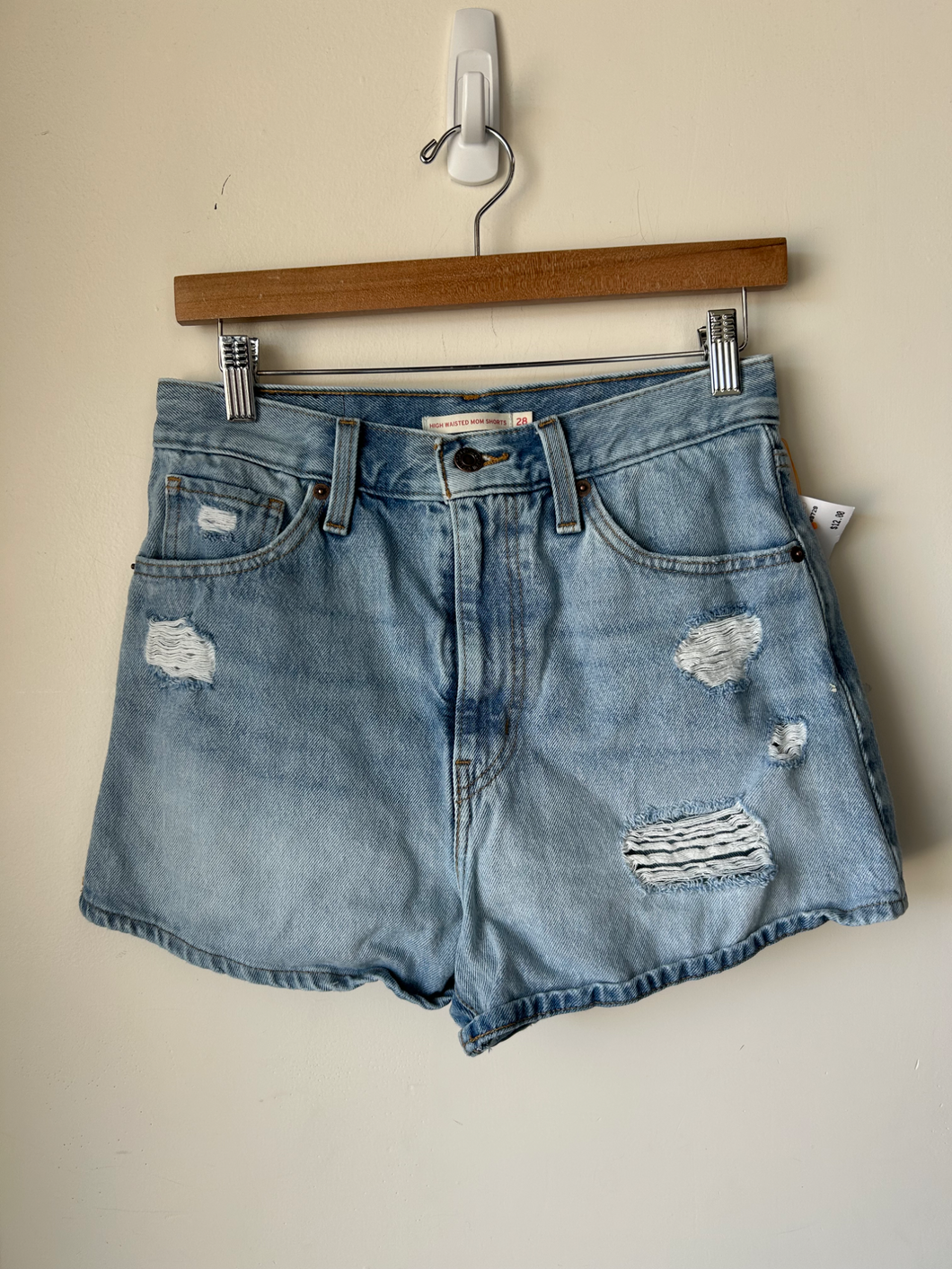 Levi Shorts Size 5/6