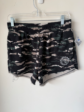 Load image into Gallery viewer, Gym Shark Athletic Shorts Size Small
