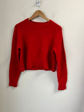 Load image into Gallery viewer, Universal Thread Sweater Size Large
