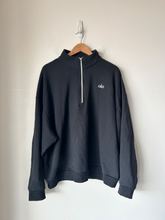 Load image into Gallery viewer, Alo Sweatshirt Size Extra Large
