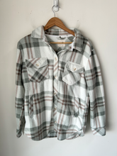Load image into Gallery viewer, Thread &amp; Supply Outerwear Size Small
