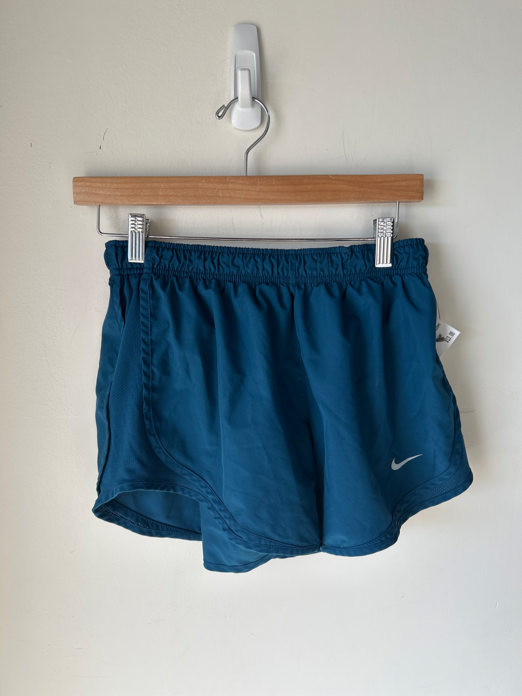 Nike Athletic Shorts Size Medium