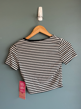 Load image into Gallery viewer, Heart And Hips T-Shirt Size Small

