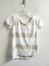 Load image into Gallery viewer, Lulu Lemon Athletic Top Size Small
