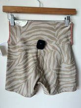 Load image into Gallery viewer, Offline Athletic Shorts Size Large
