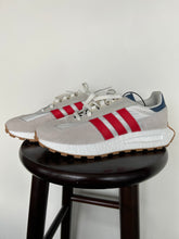 Load image into Gallery viewer, Adidas Athletic Shoes Men’s 9
