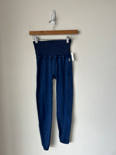 Load image into Gallery viewer, Free People Athletic Pants Size Small
