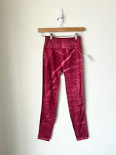 Load image into Gallery viewer, Lulu Lemon Athletic Pants Size Extra Small
