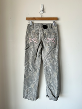 Load image into Gallery viewer, Pants Size 0 (24)
