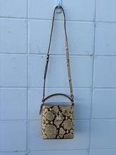 Load image into Gallery viewer, Michael Kors Purse
