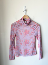 Load image into Gallery viewer, Free People Long Sleeve Top Size Small
