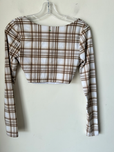Load image into Gallery viewer, Tiger Mist Long Sleeve Top Size Small
