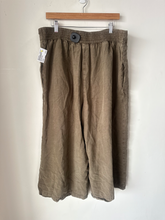 Load image into Gallery viewer, Anthropologie Pants Size Extra Large
