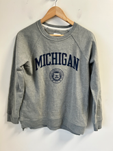 Load image into Gallery viewer, League Sweatshirt Size Small

