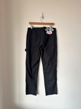 Load image into Gallery viewer, Von Dutch Pants Size 30
