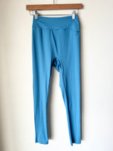 Load image into Gallery viewer, Gym Shark Athletic Pants Size Small
