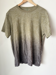 American Eagle T-shirt Size Large